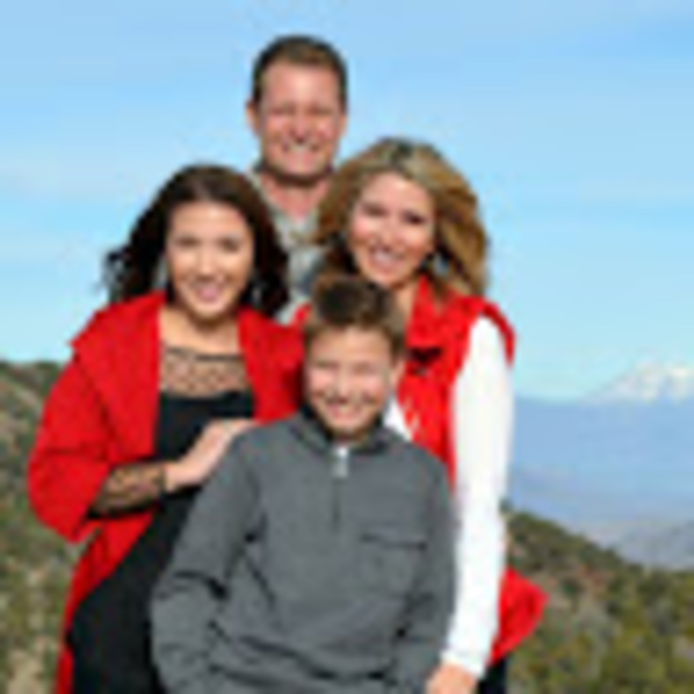 Meet your Posher, Jolie